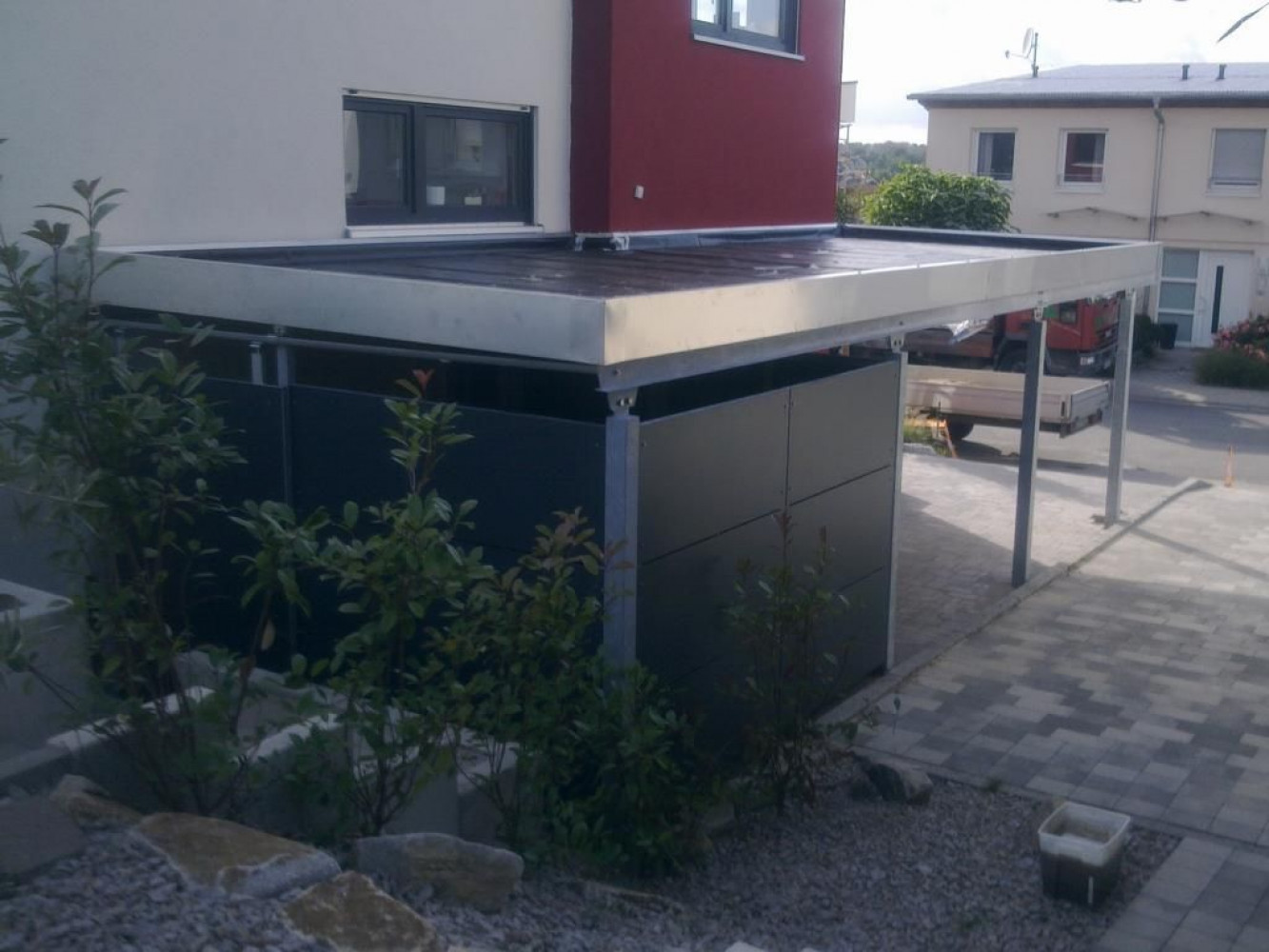 Gründach Carport Wel P AG Holzkirchen Bei München